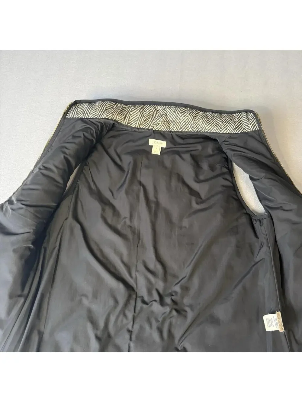 J Crew Vest Women's  Black Chevron Quilted Zip Puffer Goose Down Insulated - Picture 6 of 9